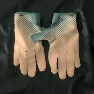 Football gloves